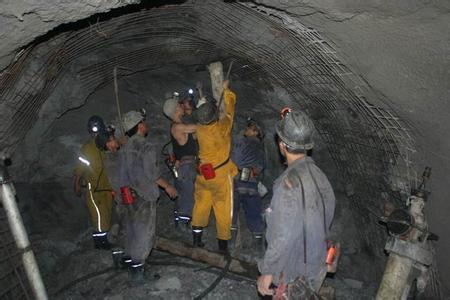 营根镇工程爆破中的危险因素分析以及应对工程爆破危险的措施