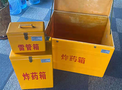 营根镇玻璃雷管箱生产标准全解析：安全、性能与合规的基石